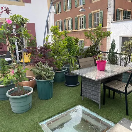 Papillon Avec Acces Terasse Quarto em Acomodações Particulares